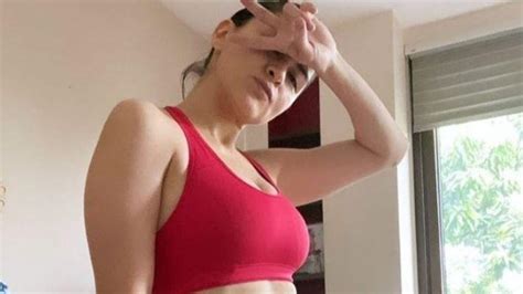 marian rivera is one hot momma as she shows off abs