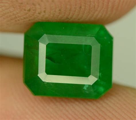 ct natural green emerald