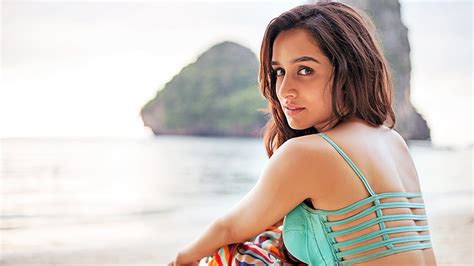 Shraddha Kapoor Hot And Sexy Photos