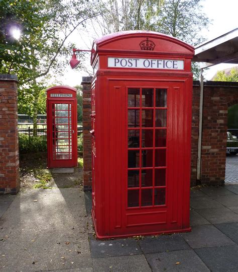 visual history   british telephone box museum crush