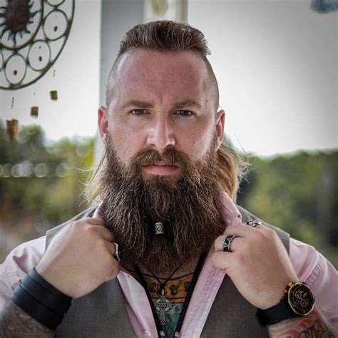 30 mind blowing viking beard styles for men [august 2022 ]