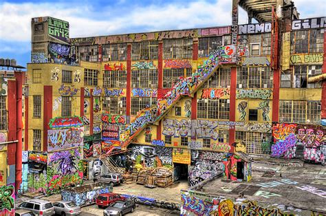 pointz    factory located  queens  york whe flickr