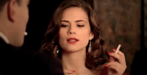 ten s that show why hayley atwell is a fangirl s dream 4 your excitement
