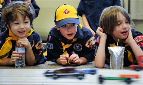 cub scouts pinewood derby