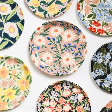 gorgeous ceramic ideas  inspire  shihori obata pottery painting handmade ceramics