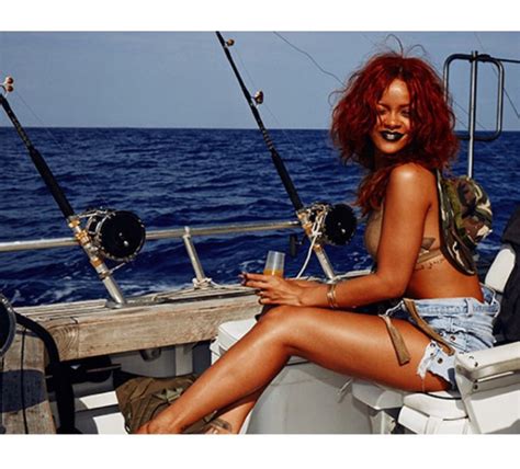 Rihanna’s Sexiest Instagram Photos Rihanna’s Sexy