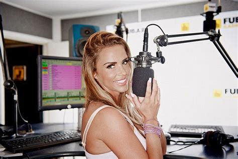Pregnant Katie Price Looks Happy As She Displays Her Bump