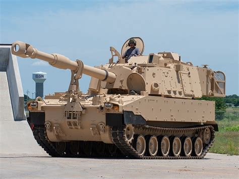 introducing  fresh  howitzer americas  propelled artillery