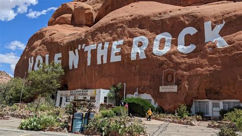 hole   rock moabs quirkiest destination getaway couple