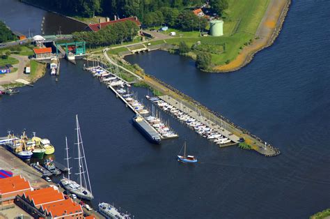 urk marina  urk flevoland netherlands marina reviews phone number marinascom