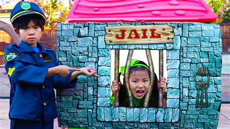 emma pretend play   locked  jannie  jail playhouse toy  kids