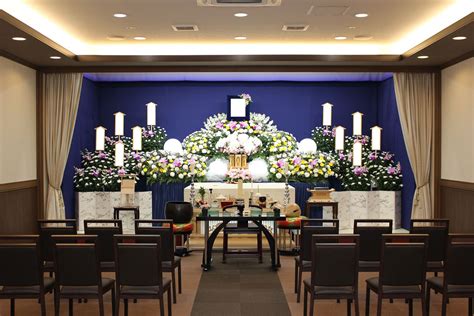生花祭壇で送った少人数の家族葬｜横浜の葬儀・葬式・家族葬なら横浜セレモ株式会社