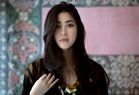 Zhu Zhu A Star In ‘marco Polo ’ On Her Easy Beauty Regime