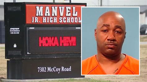 Alvin Isd Police Officer Accused Of Having Sexual Relationship With