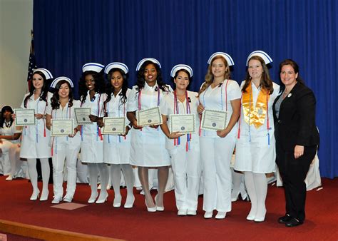 ft lauderdale hosts  pinning ceremony  nursing students keiser