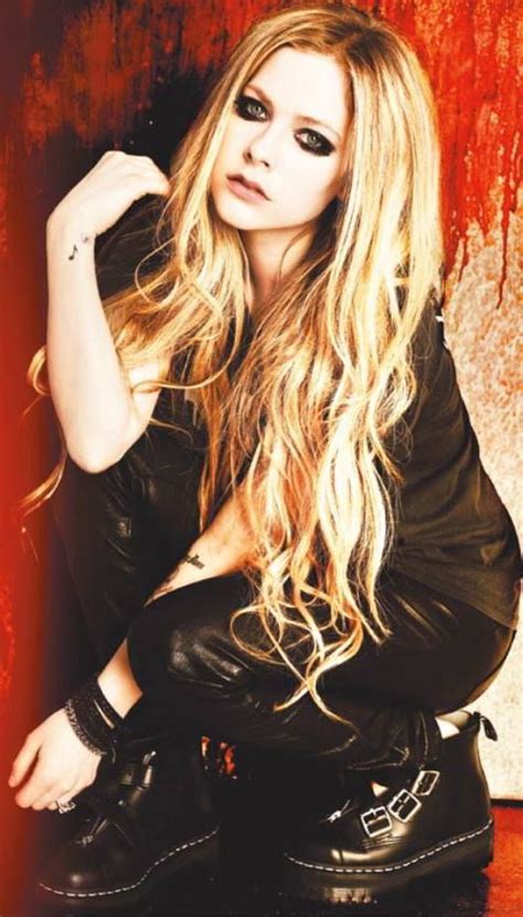 avril lavigne photoshoot avril lavigne pinterest woman crush being a girl and what it takes