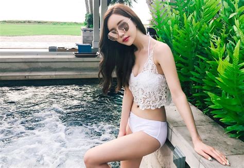 Son Yoon Joo 2017 Bikini Collection 2 Hotgirl