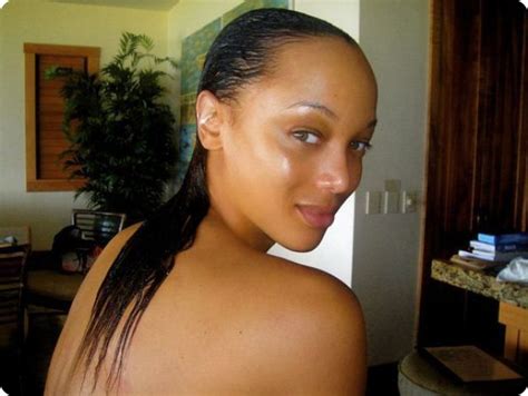 10 Black Celebs Who Are Still Stunning Without Makeup