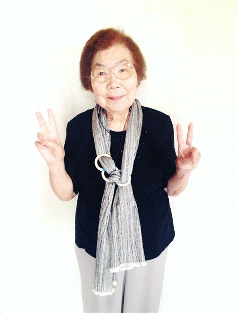 おばあちゃん – Saki Yoshida