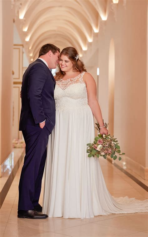 sweet plus size beach wedding dress stella york wedding gowns