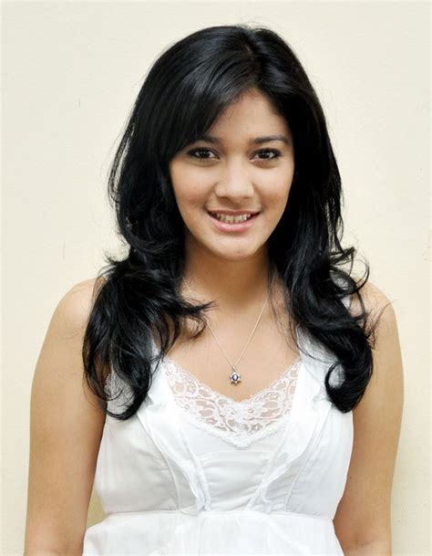 profil lengkap naysila mirdad naysila nafulany mirdad aktris indonesia celebrity status
