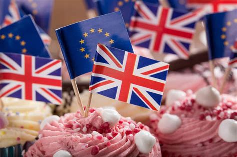 food prices set  tumble  brexit claim experts uk news expresscouk