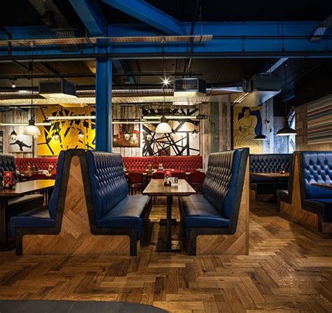 booths restaurant  bar design awards