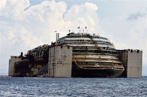 imgurcom abandoned ships abandoned places concordia