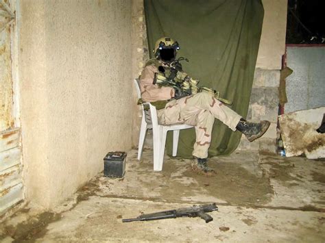 Chilling On The Job Sas In Iraq [1800×1350] Militaryporn