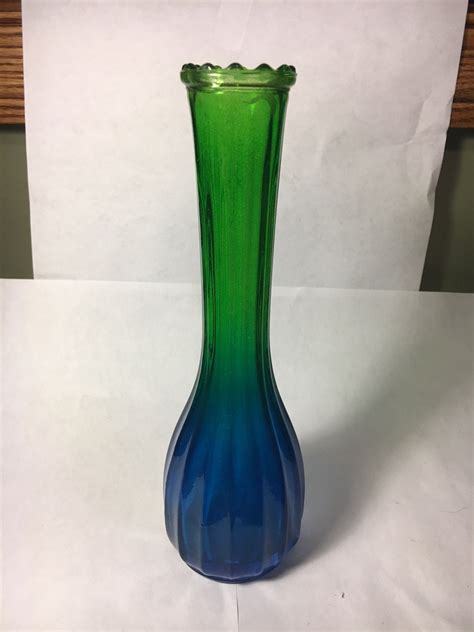 vintage amberina vase blue green flash bud type vase collectible rare color glass jeanette