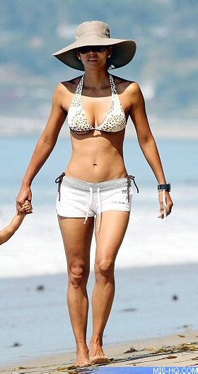 Halle Berry Proves She Still Has That Bond Girl Beach Body James Bond