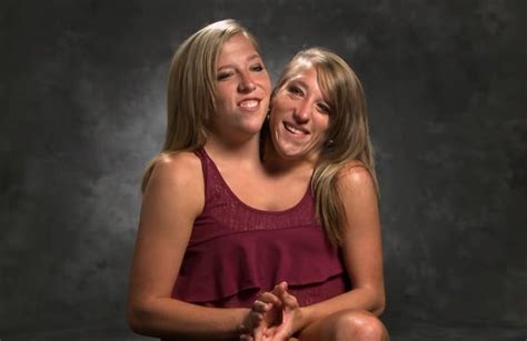 the life of abby and brittany hensel — conjoined twins the paper cut