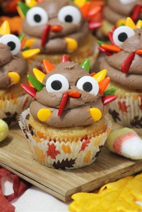 cute easy thanksgiving treats 126 best thanksgiving dessert recipes