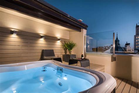 catalonia gran  suite terrace jacuzzi privado catalonia hotels