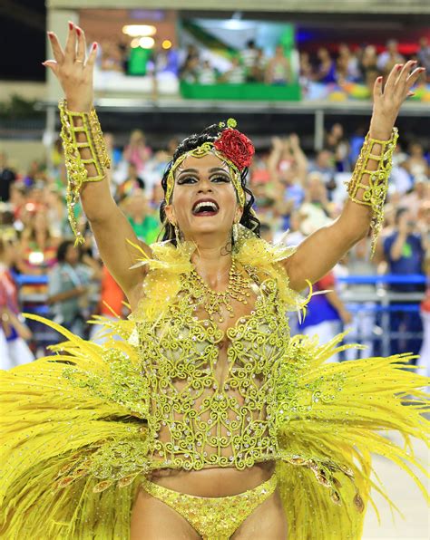 pictures rio de janeiro carnival 2015 rocks to the beat