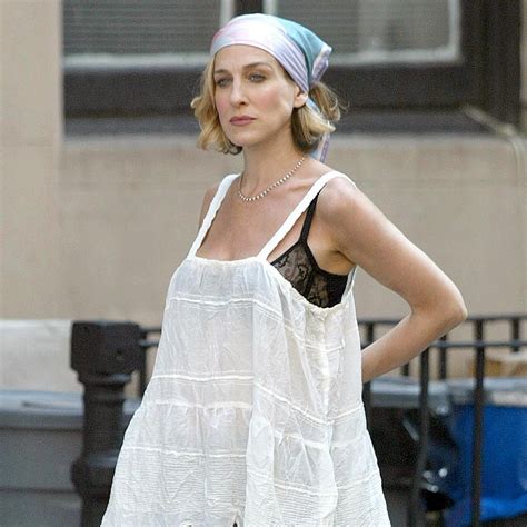 carrie bradshaw sex and the city style lessons popsugar fashion