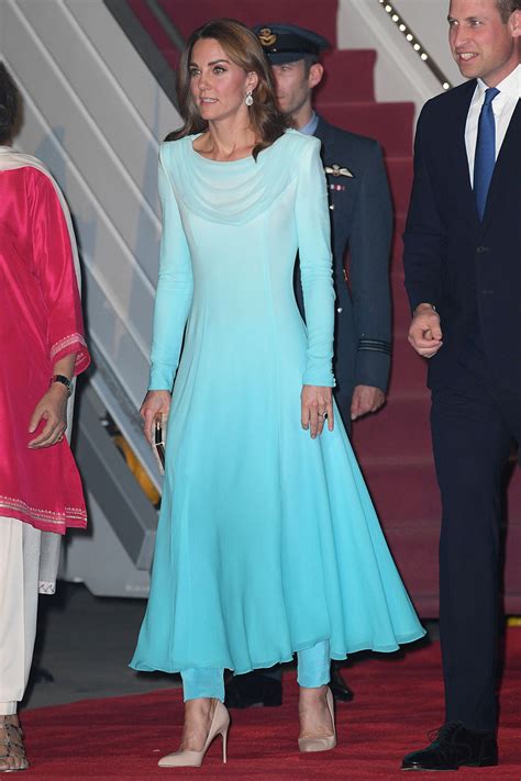 Kate Middleton’s In Blue Dress Rupert Sanderson Shoes In