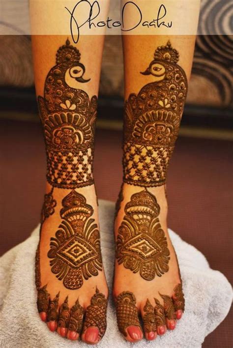 9 unique creative mehendi designs for feet that all brides can sport