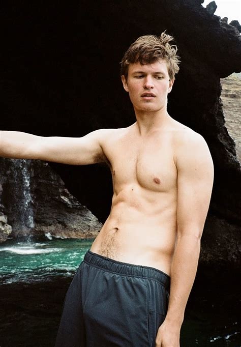 ansel elgort nude leaked bulge pics and private porn video