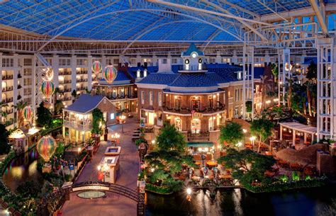 places   similar   gaylord opryland hotel
