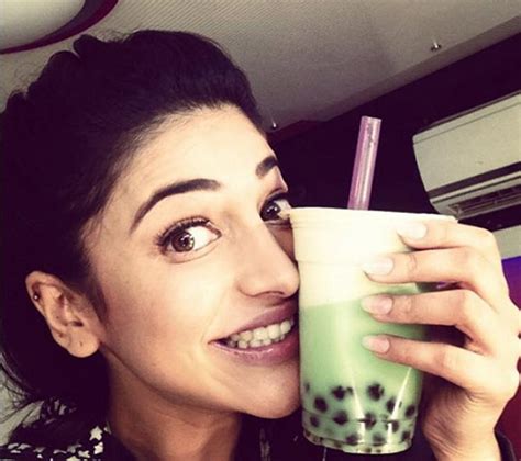Shruti Haasan Wiki Age Height Weight Mother News And Biography