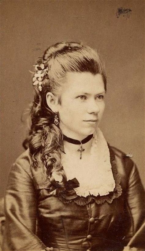 victorian hairstyles       time  victoria