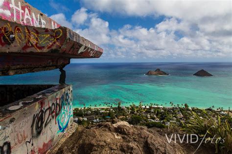 hawaii wedding photographer vividfotos lanikai pillbox