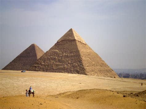 images gratuites monument pyramide egypte badlands giza