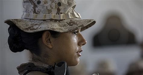 Marines Integrating Women