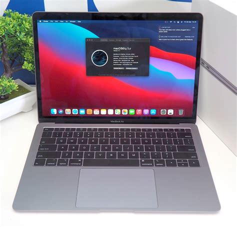 macbook air retina  core   mvfh jual beli laptop