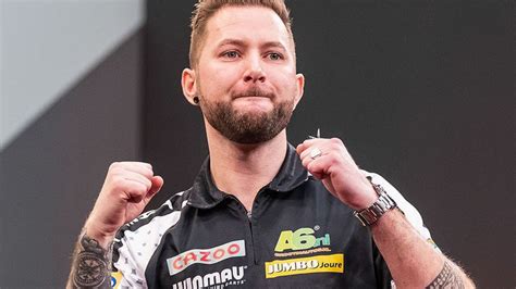 danny noppert brushes  simon whitlock  claim players championship  title darts news