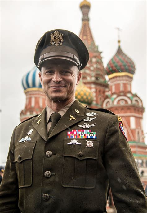 army green service uniform sighted   kremlin soldier systems daily