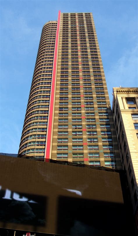 times square doubletree hotel  skyscraper center