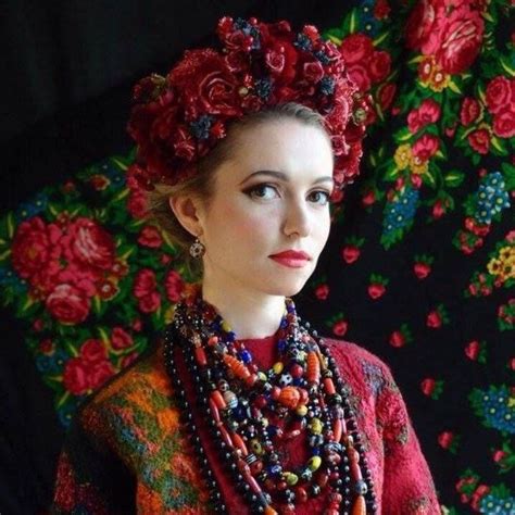 ukraine russian beauty russian fashion folk fashion ethnic fashion